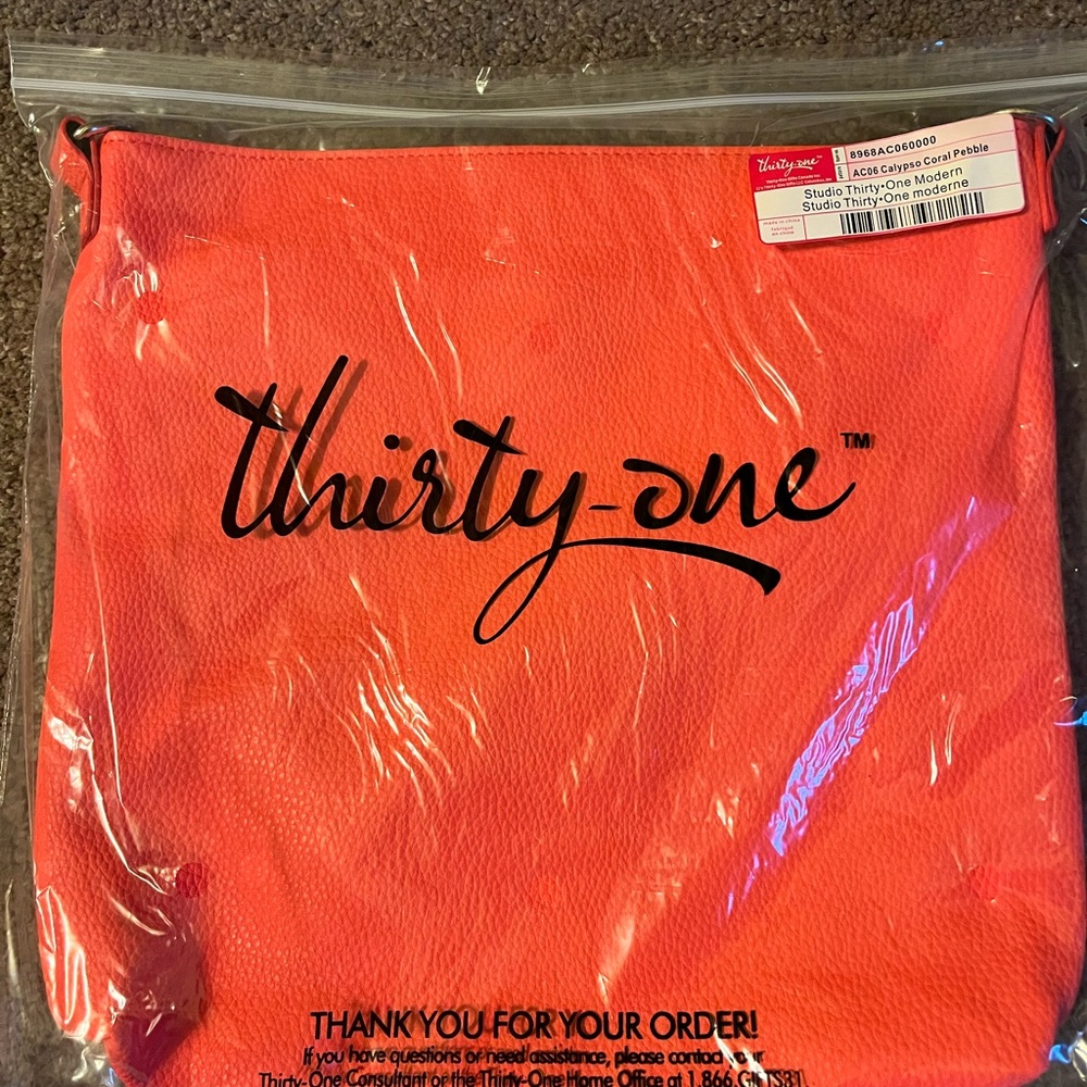 Handbag coral. NWT.